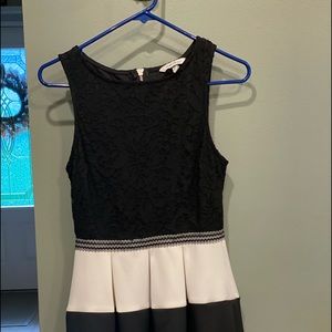 Macy's Black/white dress
